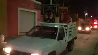 La procesión fue encabezada por el presbítero José Iván González Aguilar, Foto: José Daniel Quintal Arroyo