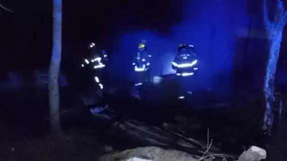 Los abuelitos fueron atendidos por los paramédicos de la Unidad Médica de Bomberos