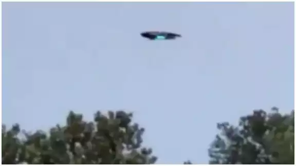 Informan el motivo de las luces en el cielo que varias personas pensaron que se trataban de OVNIS