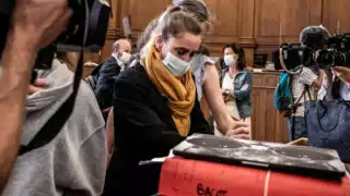 La mujer, con ayuda de dos de sus hijos, enterró el cuerpo de su padrastro en un bosque