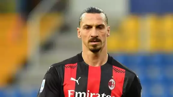 Relacionan a Zlatan Ibrahimovic con una casa de apuestas Relacionan a Zlatan Ibrahimovic con una casa de apuestas