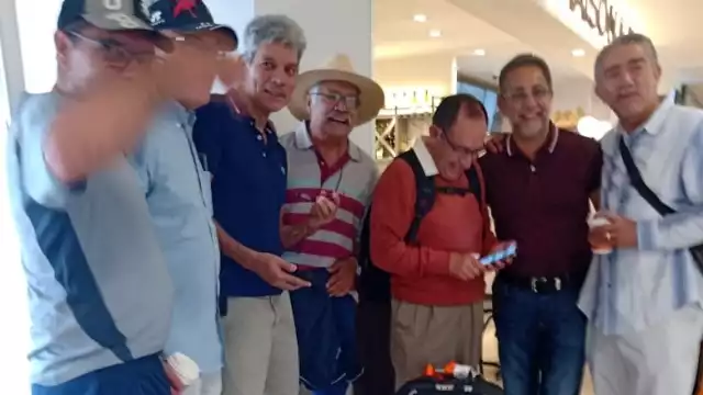 Antes de abandonar la terminal aérea, los paseantes manifestaron que estarán cinco días recorriendo la ciudad de Mérida