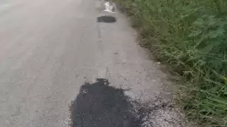 Los caminos fueron reparados a con materiales de mala calidad