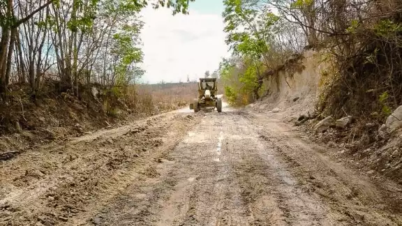 Mejorarán vías de acceso en comunidades del noreste de Campeche Mejorarán vías de acceso en comunidades del noreste de Campeche