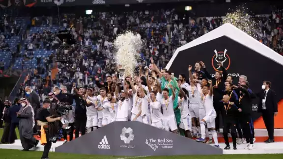 El Madrid conquistó el título de la Supercopa