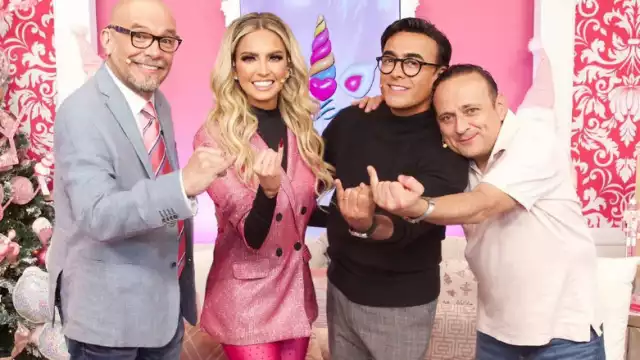 Adal Ramones corrigió a Karla Díaz por llamarla "Pinky señal"