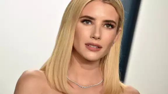 Emma Roberts está embarazada