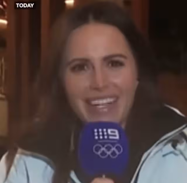 Se le cruzaron los cables y se disculpó