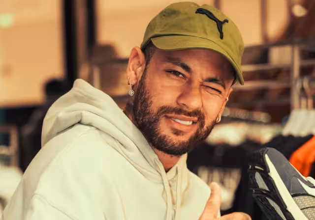 Neymar regresó al Santos de Brasil, a sus 32 años de edad