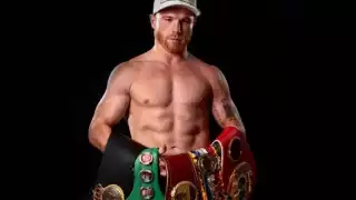 Canelo perdió la pelea contra Bivol hace unas semanas