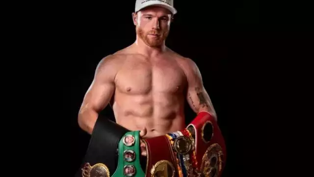Canelo perdió la pelea contra Bivol hace unas semanas