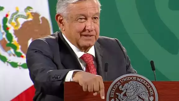 AMLO, durante su conferencia matutina AMLO, durante su conferencia matutina