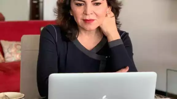 Desde el monumento a la Patria en la capital yucateca, Ivonne, recalcó que acepta la invitación del partido MC. Foto: Internet