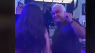 Vicente Fernández gustaba de bailar con su nieta, Camila Fernández
