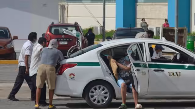 El Instituto pidió a los ciudadanos reportar malas prácticas como aumento de tarifas, cambios de ruta o mal servicio. Foto ilustrativa: Manuel Hernández