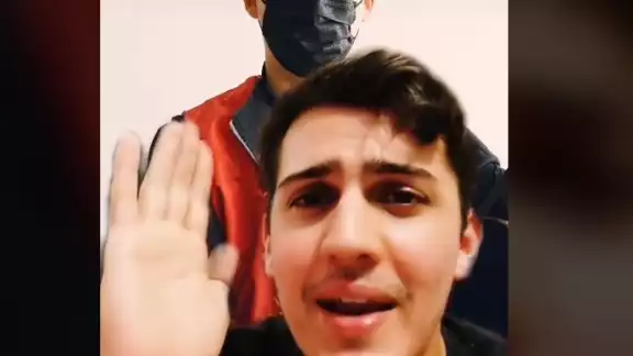 El joven repartidor nunca pensó que se trataba de un encuentro paranormal