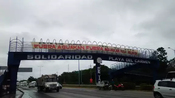 En la consulta pública del 2021, la mayoría de la población de Benito Juárez, Puerto Morelos e Isla Mujeres expresó su deseo de poner fin a la concesión. En la consulta pública del 2021, la mayoría de la población de Benito Juárez, Puerto Morelos e Isla Mujeres expresó su deseo de poner fin a la concesión.