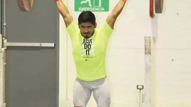 El pesista Lino Montes es uno de los deportistas que se
preparan en este complejo. Foto: Marco Sánchez Solís.