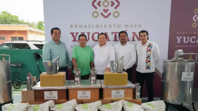 El Gobierno de Yucatán impulsa apoyos a apicultores del estado