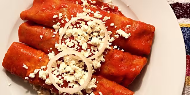 Pese a ser un platillo presente en todo el país, cada estado tiene su propia variante de las deliciosas enchiladas