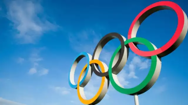 Un funcionario local detalló que siete miembros del personal de un hotel de la ciudad Hamamatsu, al suroeste de Tokio, resultaron positivos.