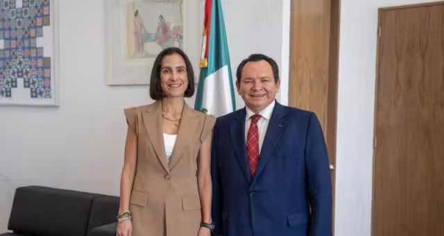 Gobierno estatal y federal alinean estrategias para transición energética en Yucatán