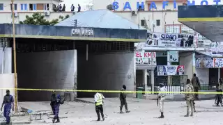 Suben a 21 los muertos en el ataque de Al Shabab a un hotel de Mogadiscio