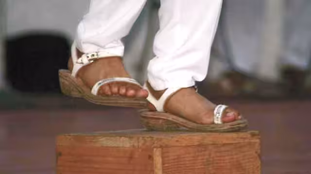 Zapateros y alpargatas tradición pérdida en Tixkokob