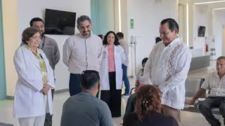 Urgencias del nuevo Hospital O'Horán de Mérida opera con normalidad; Joaquín Díaz Mena supervisa funcionamiento