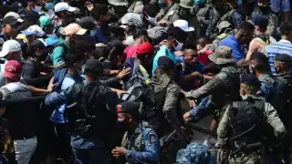 Las personas heridas se encuentran recibiendo atención médica en el Hospital Básico Comunitario 'Dr. Rafael López Alfaro', del municipio de Pijijiapan, Chiapas