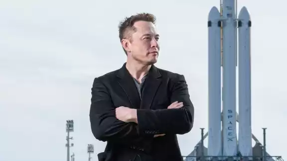 Elon Musk se ubica en el primer lugar de la lista Forbes como el hombre más rico del mundo Elon Musk se ubica en el primer lugar de la lista Forbes como el hombre más rico del mundo