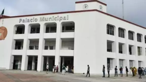 En diciembre pasado también intentó un 'golpe a los bolsillos' de la clase trabajadora