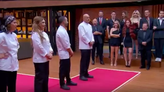 Descubre quién será el famoso que se llevará a casa el título de MasterChef de esta nueva temporada Descubre quién será el famoso que se llevará a casa el título de MasterChef de esta nueva temporada