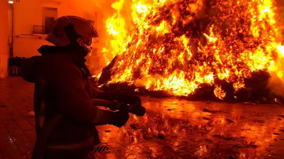 El jefe de bomberos en Wellington calificó al hecho como su "peor pesadilla"
El jefe de bomberos en Wellington calificó al hecho como su "peor pesadilla"