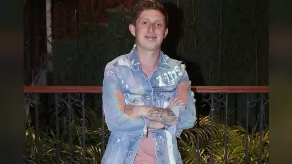 Fue en el programa de Chisme No Like conducido por Elisa Beristain y Javier Ceriani, donde se dieron a conocer estas fotografías.
Fue en el programa de Chisme No Like conducido por Elisa Beristain y Javier Ceriani, donde se dieron a conocer estas fotografías.