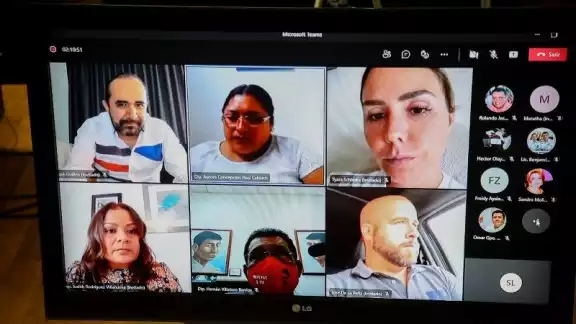 Los integrantes de las comisiones para llevar a cabo la reunión mediante videoconferencia Los integrantes de las comisiones para llevar a cabo la reunión mediante videoconferencia