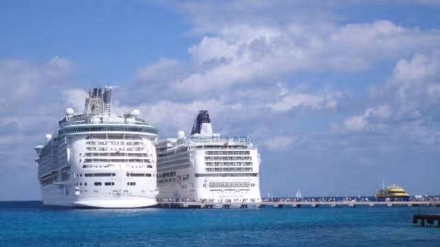 Los cruceros son una fuente de ingresos para Mahahual