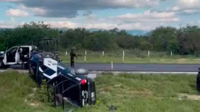 Abate Fuerza Civil a 10 presuntos delincuentes en carretera a Nuevo Laredo
