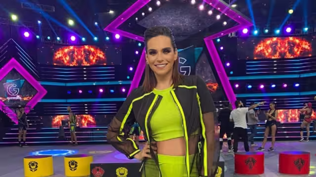 Tania Rincón es una de las conductoras más bellas del momento, a pesar de que ahora posee una gran fama, la joven tuvo sus inicios artísticos en el mundo del modelaje, donde ganó el certamen en Michoacán