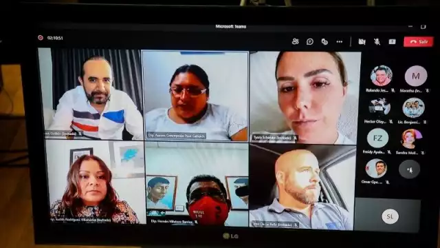 Los integrantes de las comisiones para llevar a cabo la reunión mediante videoconferencia