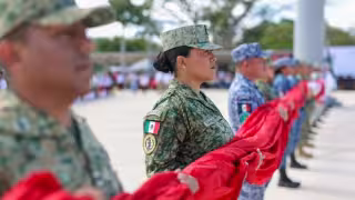 En el Día de la Bandera, Yucatán ratifica su estrategia firme por la paz y la seguridad