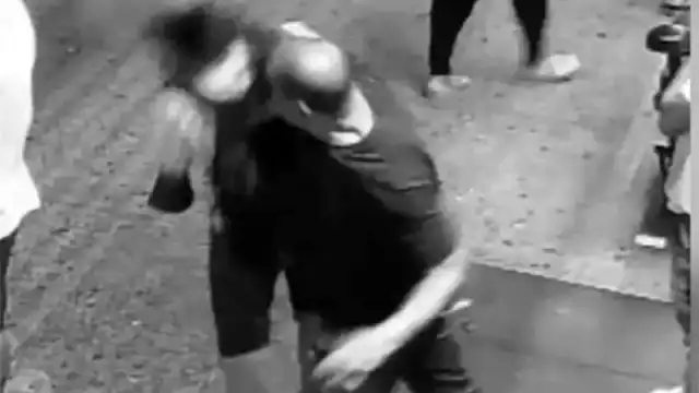 Golpean salvajemente a mexicano en El Bronx y lo deja en estado crítico: VIDEO