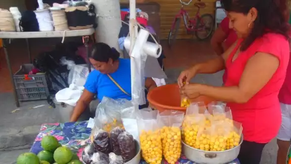 La nance tiene vitamina 'C' y vitamina 'K' La nance tiene vitamina 'C' y vitamina 'K'