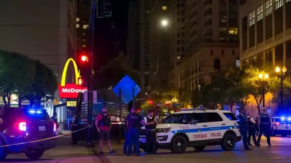Otra balacera se registró en Estados Unidos ahora en cerca de un restaurante de comida rápida donde murieron dos personas Otra balacera se registró en Estados Unidos ahora en cerca de un restaurante de comida rápida donde murieron dos personas