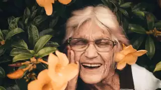 Reír fortalece el sistema inmunológico, calma la tensión y relaja los músculos