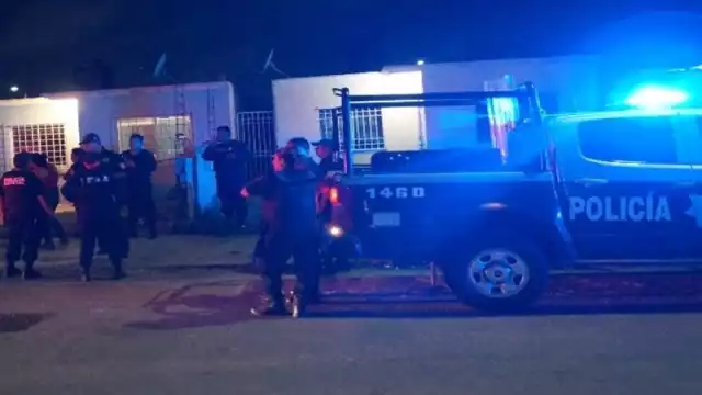 El hijo de la agraviada intervino para detener al agresivo sujeto; fue denunciado por intento de feminicidio en Chetumal