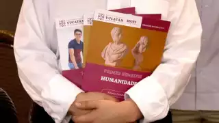 Secretaría de Educación de Yucatán presenta los nuevos libros de texto para las preparatorias estatales 