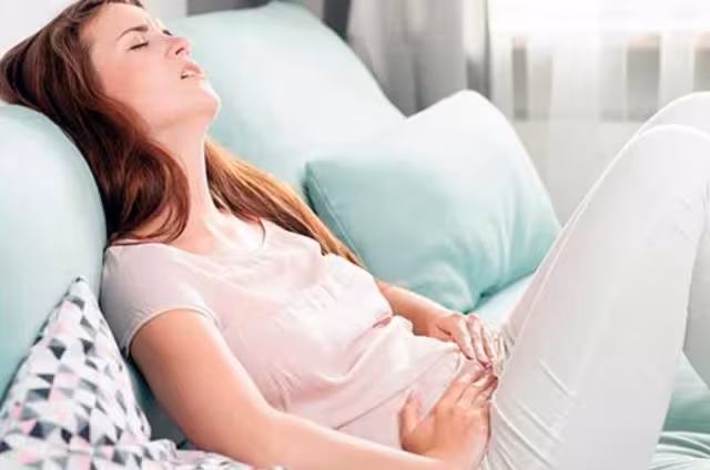 Un remedio que nunca falla para reducir el dolor de los cólicos menstruales es realizar ejercicio durante el periodo