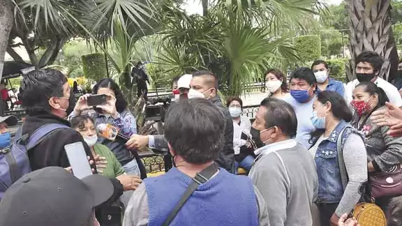 Ayuntamiento excluyen a comerciantes de 'Mérida en Domingo' Ayuntamiento excluyen a comerciantes de 'Mérida en Domingo'
