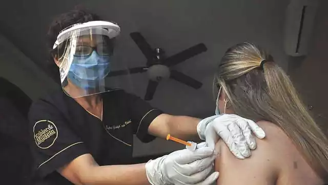 Han acudido jóvenes desde los 18 hasta personas de 76 años de edad.